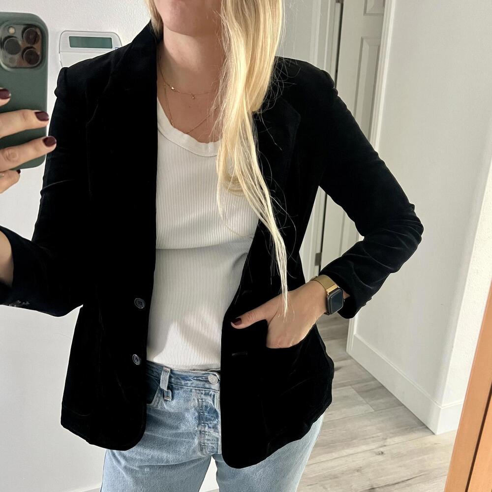 Vintage 70’s Roos Atkins Black Velvet Blazer Size M